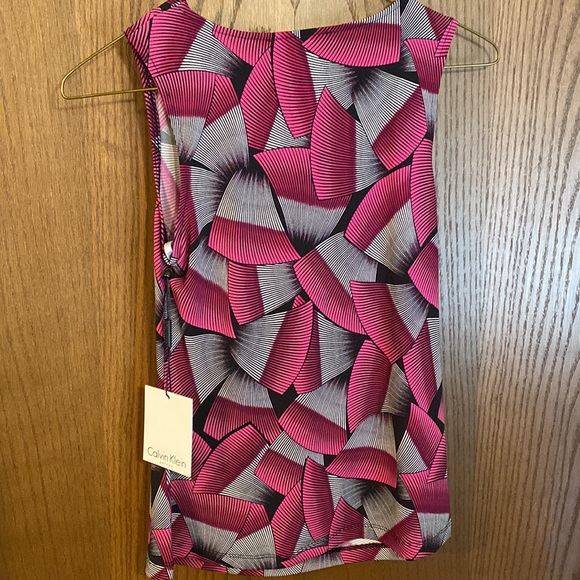 Calvin Klein top - Picture 4 of 5